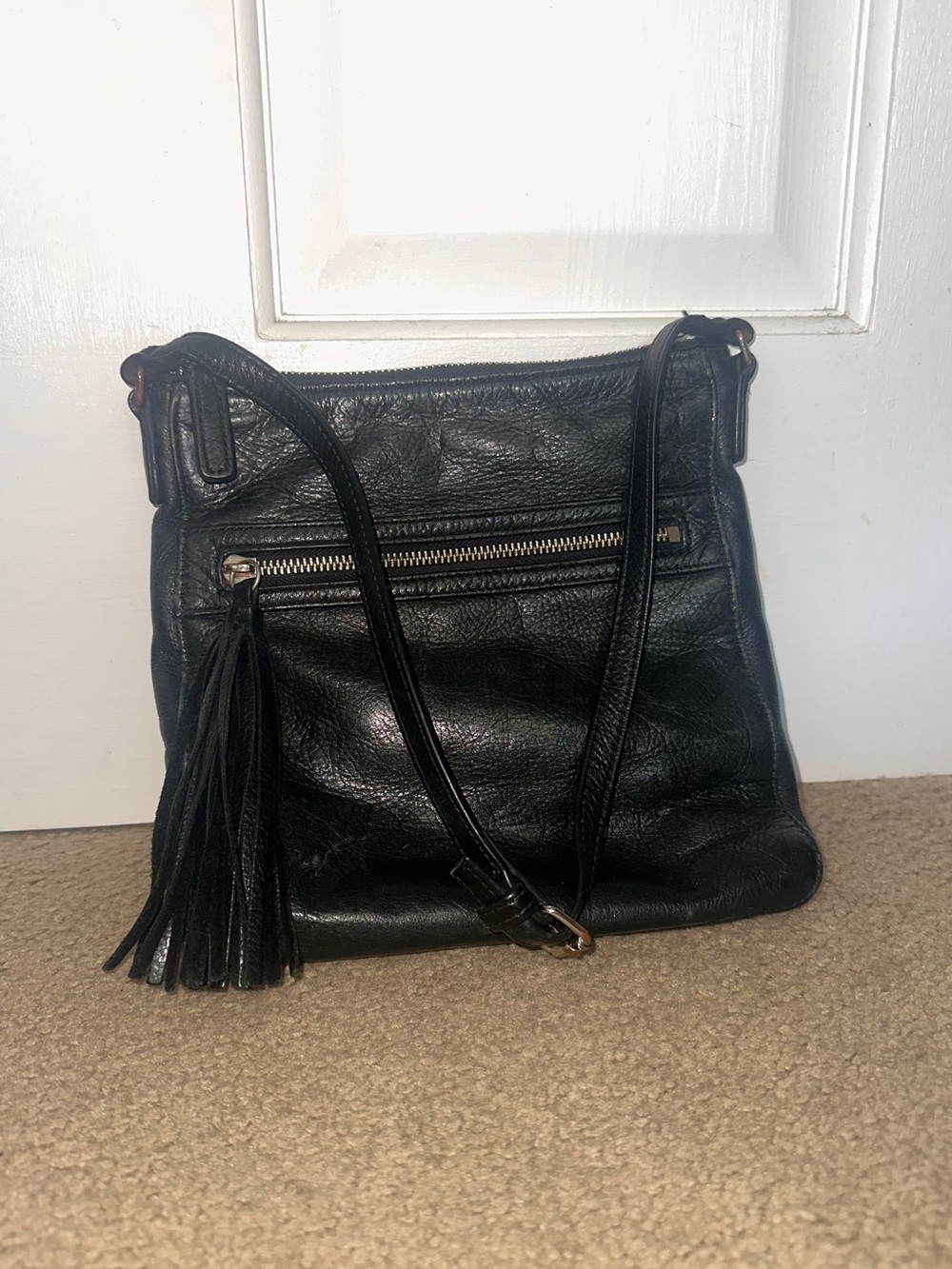 Margot - Black Leather shoulder Bag with Tassel